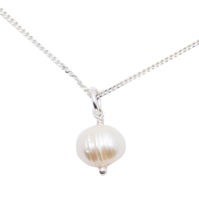Cultured pearl pendant necklace, 'Uncommon Beauty' - Single Cultured Pearl Necklace