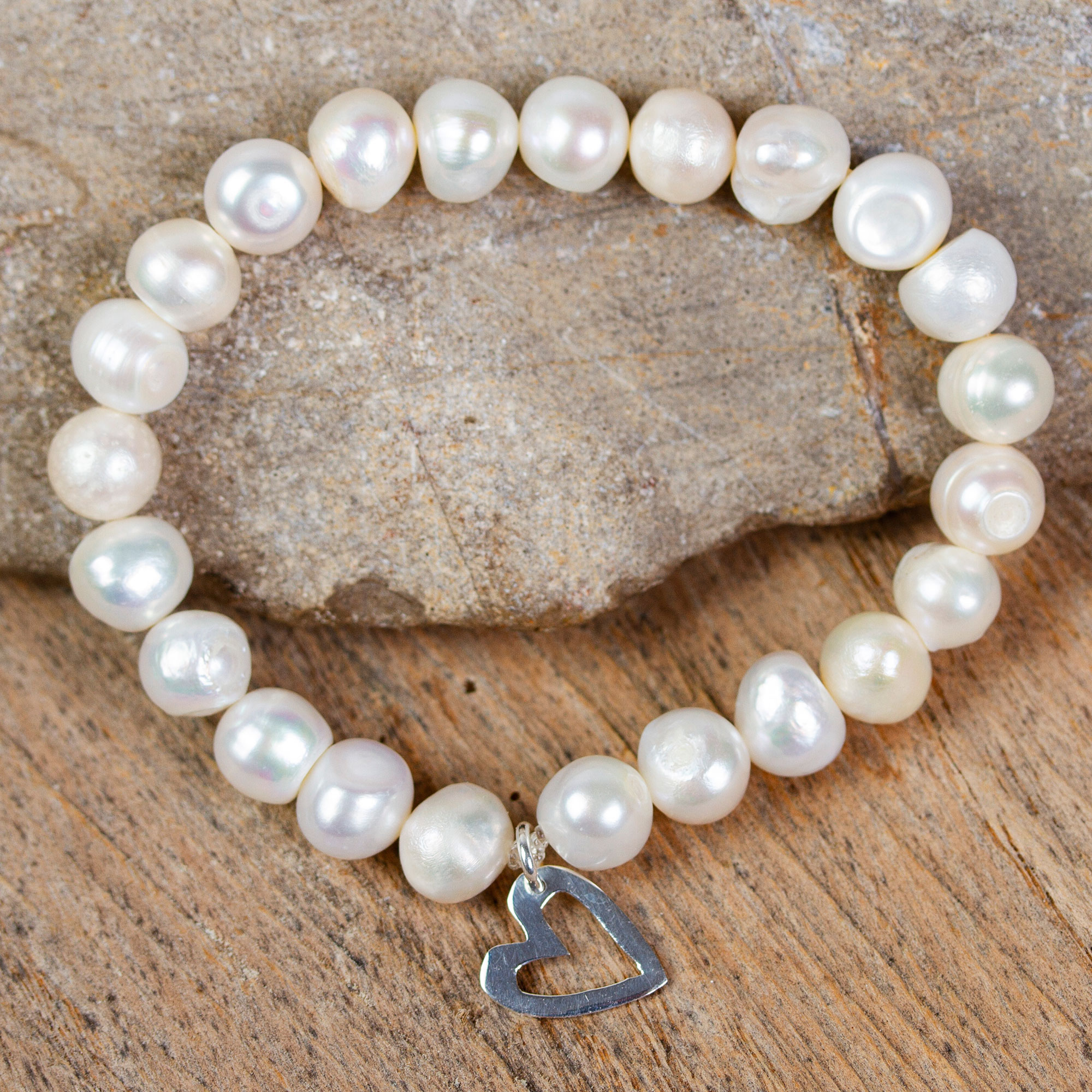 so•elle jewelry on Instagram: “Mother of pearl heart beads with a 14kt gold  filled toggle clasp ❤️☺️… | Pearl bracelet wedding, Valentines bracelets, Heart  bracelet