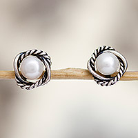 Aretes de perlas cultivadas,'Cuerda enredada' - Aretes de plata Taxco con perlas cultivadas