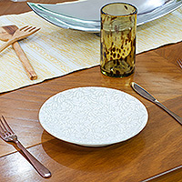 Platos de almuerzo de cerámica, 'Primavera Celestial' (par) - Platos de almuerzo de cerámica de Talavera florales hechos a mano (par)