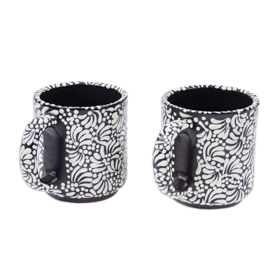 Tazas de cerámica, (par) - Par de Tazas de Cerámica Talavera Floral en Negro de México