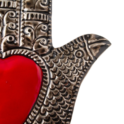 Geprägter Wandschmuck aus Zinn, 'Hand der Fatima' - Kunsthandwerk gefertigter Metall-Wandschmuck aus Mexiko