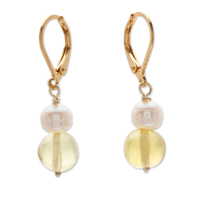 Pendientes colgantes de ámbar y perlas cultivadas - Aretes colgantes chapados en oro de 14 k con cuentas de ámbar y perlas