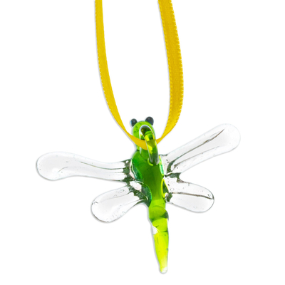 Adorno de vidrio reciclado - Adorno de libélula de vidrio reciclado soplado a mano en verde musgo