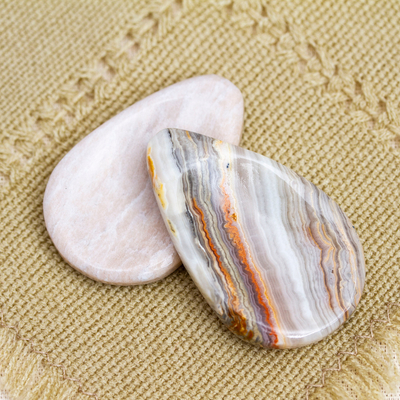 Piedras para aliviar el estrés (juego de 2) - Juego de 2 piedras antiestrés de mármol en forma de gota