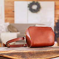 Leather fanny pack, 'Redwood Convenience' - Redwood Leather Fanny Pack with Zipper Closure
