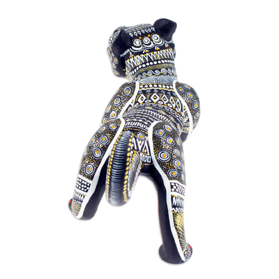Figura de alebrije de cerámica, 'Dark Stealth' - Figura de Alebrije de cerámica hecha a mano de Jaguar Negro