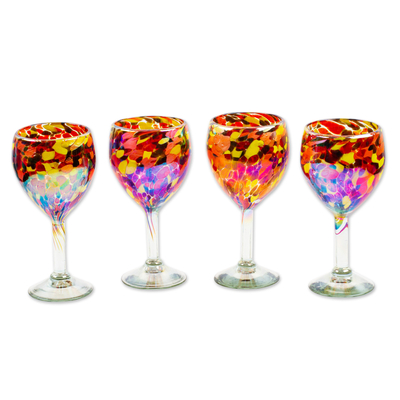 Copas de vino de vidrio reciclado soplado a mano, (juego de 4) - Juego de 4 copas de vino de colores sopladas a mano con vidrio reciclado