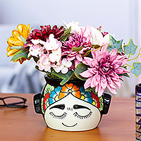 Keramik-Blumentopf „Natural Frida“ – handgefertigter Keramik-Blumentopf, inspiriert von Frida Kahlo