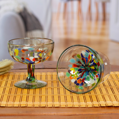 Copas de cóctel de vidrio reciclado soplado a mano, (par) - Dos coloridas copas de cóctel sopladas a mano con vidrio reciclado