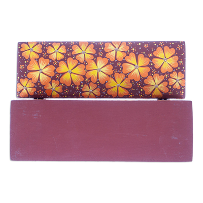 Dekorative Holzkiste - Handbemalte orangefarbene dekorative Holzkiste mit floralen Details