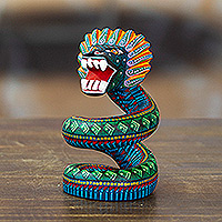 Alebrije-Figur aus Holz, „Imposanter Quetzalcoatl“ – Quetzalcoatl-Schlangenfigur aus Holz, handbemalt in Mexiko