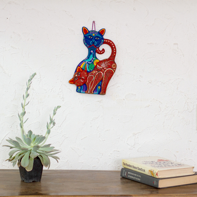 Keramik-Wandkunst - Blaue und rote Keramik-Wandkunst mit Katzenmotiv aus Mexiko