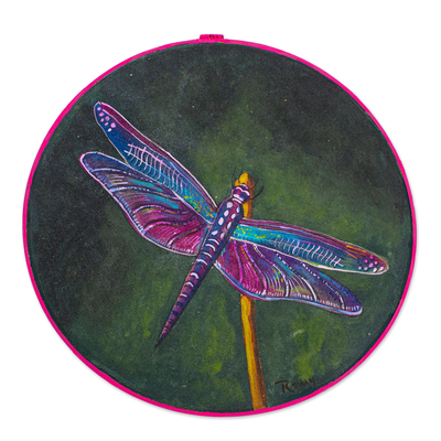 'Delightful Dragonfly' - Pintura acrílica de Libélula con Bastidor de Aro de Bordado