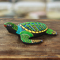 Ceramic alebrije figurine, 'Adorable Turtle' - Colorful Hand-Painted Turtle Ceramic Alebrije Figurine