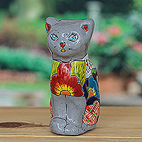 Escultura de cerámica, 'Esencia felina en gris' - Escultura de cerámica con temática de gato Hacienda pintada a mano en gris