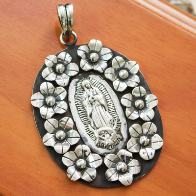 Colgante de plata de ley - Colgante de plata de ley Taxco con temática de Nuestra Señora de Guadalupe