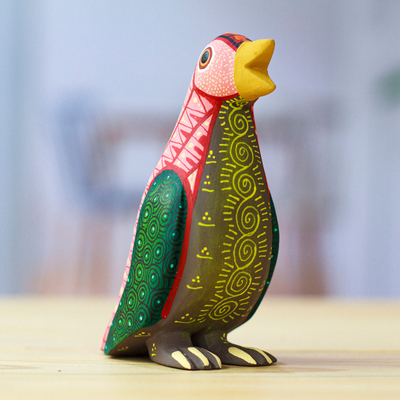 Alebrije de madera escultura - Escultura Alebrije de Pingüino de Madera de Copal Pintada de Rojo y Verde