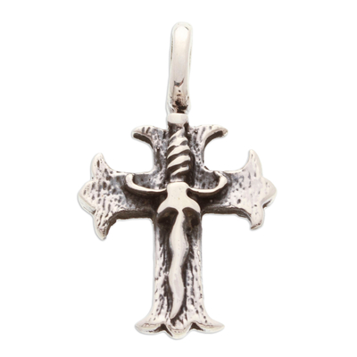 Herrenanhänger aus Sterlingsilber, „Schwertkreuz“ - Taxco Herren-Kreuzanhänger aus Sterlingsilber mit Schwertakzent