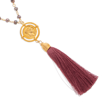 Collar largo en forma de Y con perlas cultivadas bañadas en oro - Collar largo en forma de Y con perlas cultivadas bañadas en oro y borla