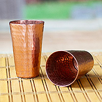 Vasos de tequila de cobre reciclado, (par) - Par de tazas de tequila de cobre reciclado oxidado martillado