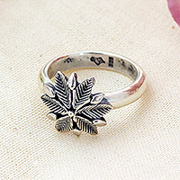 Sterling silver band ring, Christmas Poinsettia