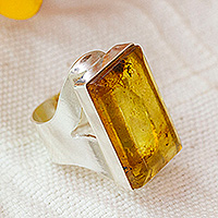 Amber cocktail ring, 'Geometric Glam' - Sterling Silver Adjustable Cocktail Ring with Natural Amber