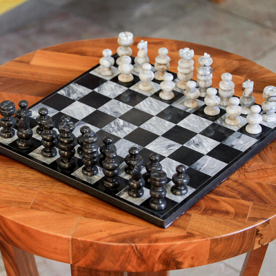 Marmorschachspiel 'Check in Grey' - Handgefertigtes mexikanisches Marmor-Schachspiel