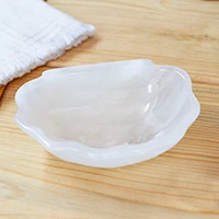 Marble catchall, 'White Seashell' - White Seashell-Themed Hand-Carved Natural Marble Catchall
