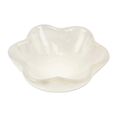 Marble catchall, 'White Clover' - White Hand-Carved Natural Marble Six-Leaf Clover Catchall