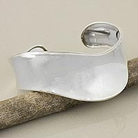 Sterling silver cuff bracelet, 'Silver Ribbon'