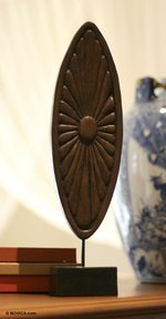 Wood sculpture, 'Oval Daisy' - Wood sculpture