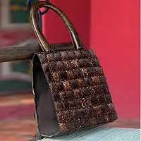 Handtasche aus Kokosnussschale, 'Modern Autumn' - Handtasche aus Kokosnussschale