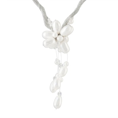 Floral Pearl Pendant Necklace