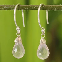 Pendientes colgantes de cuarzo rosa, 'Sparkling Dewdrop' - Pendientes colgantes de sivler de ley y cuarzo rosa hechos a mano