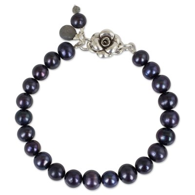 Pearl and labradorite beaded bracelet, 'Ode to Friendship' - Handmade Silver Pearl Bracelet