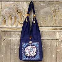 Baumwollhandtasche, 'Lucky Elephant' - Handgefertigte Umhängetasche aus Baumwolle 