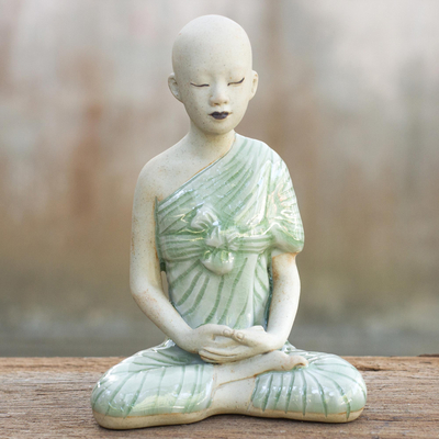 Celadon ceramic statuette, Concentration