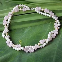 Pearl and rose quartz choker, Pink