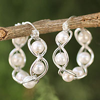 Cultured pearl hoop earrings, 'Cloud Twist'