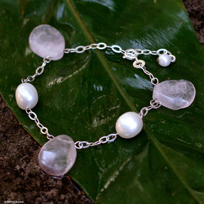 Armband aus Perlen und Rosenquarz - Armband aus Rosenquarz und Perlen