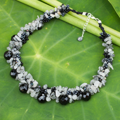 Schwarze Perlenkette aus Achat und Rutilquarz - Halskette mit Achat- und Quarzperlen