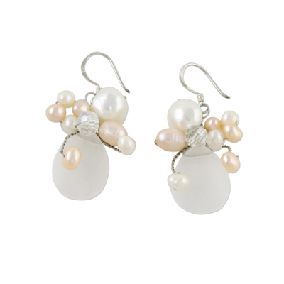 Cluster-Ohrringe aus Perlen und Quarz - Brautperlen-Quarz-Ohrringe