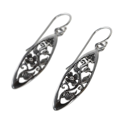 Sterling silver dangle earrings, 'Spring Daisy' - Hand Crafted Floral Sterling Silver Dangle Earrings