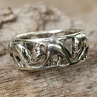 Anillo de banda de plata de ley, 'Elephant Walk' - Anillo de banda temática de elefante de plata de ley de Tailandia