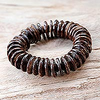 Coconut shell beaded bracelet, 'Natural Coco'