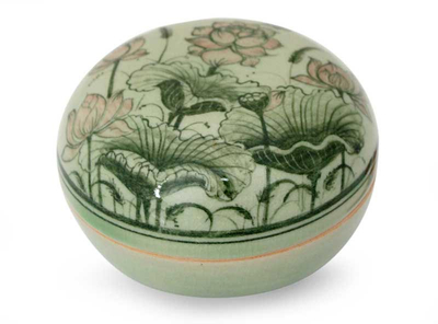 caja de ceramica celadón - Caja decorativa de cerámica celadón hecha a mano.