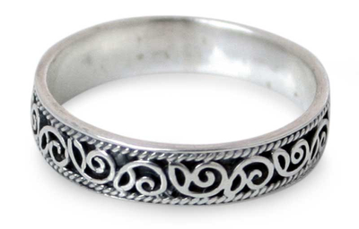 Sterling silver band ring, 'Feminine' - Hand Made Sterling Silver Band Ring
