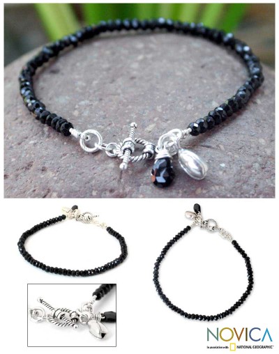 Onyx beaded bracelet, 'Hill Tribe Bloom' - Beaded Onyx Bracelet