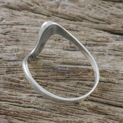 Sterling silver cocktail ring, 'Sweet Liberty' - Thai Silver Cocktail Ring